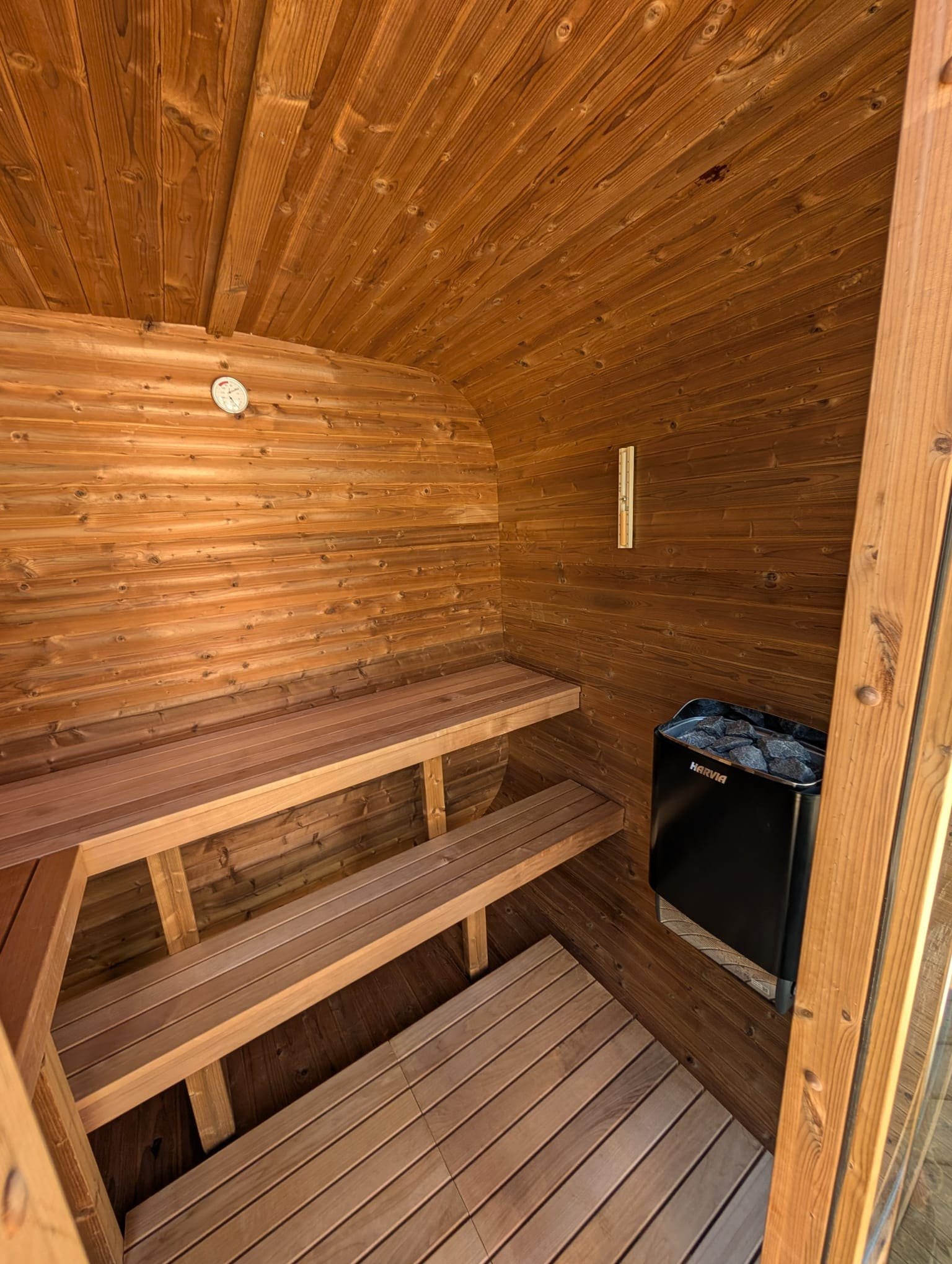 E9898531-C158-471E-8587-9B756C932CBB